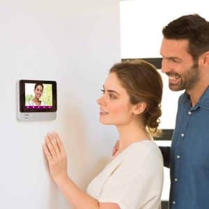 WelcomeEye Touch Philips moniteur en situation